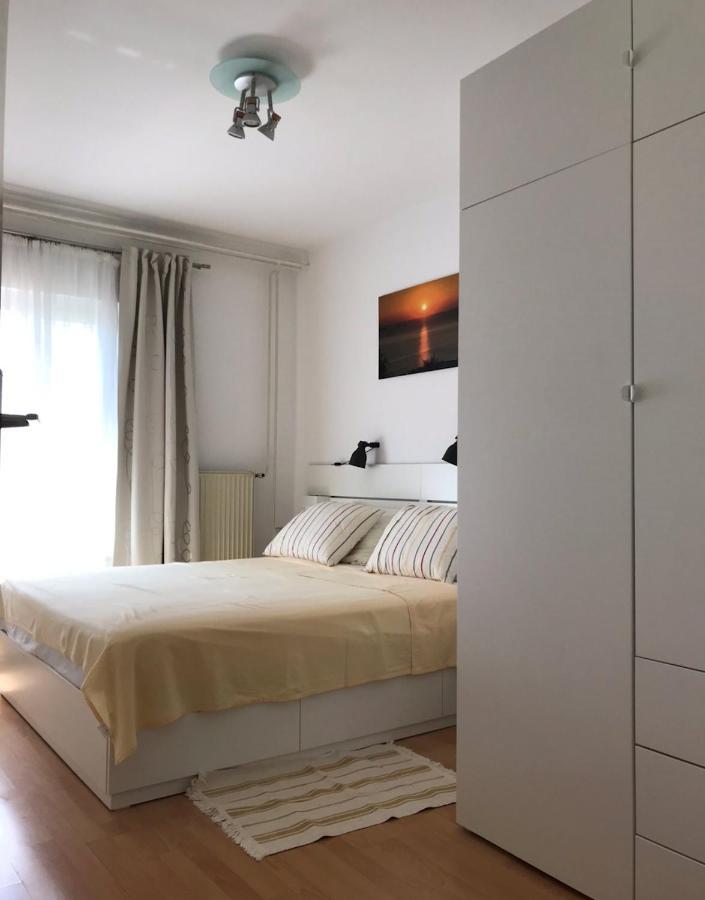 Apartmani Nadalina ヴェリ・ロシニュ エクステリア 写真