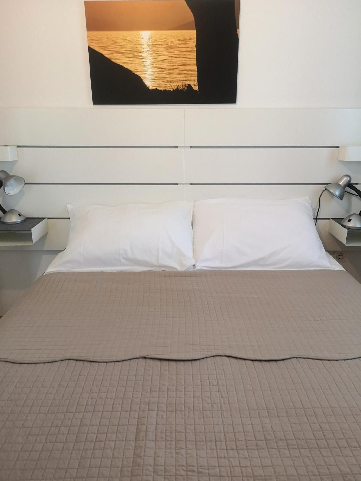 Apartmani Nadalina ヴェリ・ロシニュ エクステリア 写真